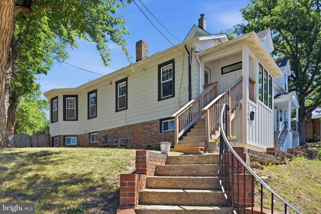 3206 LOUD PL SE, Washington, DC 20019