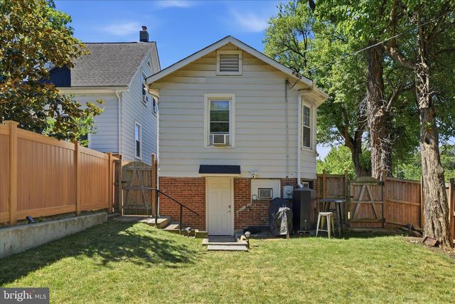 3206 LOUD PL SE, Washington, DC 20019