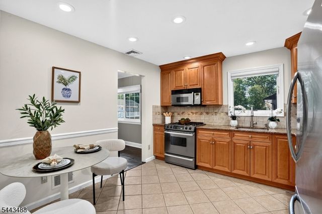 151 PROSPECT STREET, Clark Twp., NJ 07066