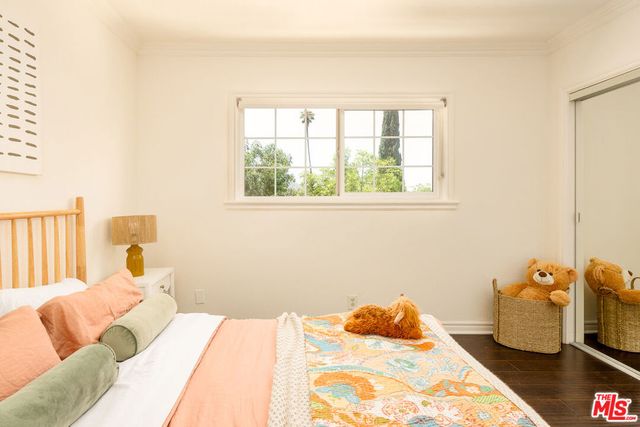 551 Kendall Avenue, Los Angeles, CA 90042
