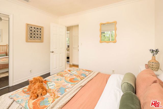 551 Kendall Avenue, Los Angeles, CA 90042