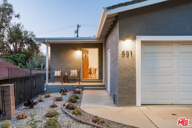 551 Kendall Avenue, Los Angeles, CA 90042