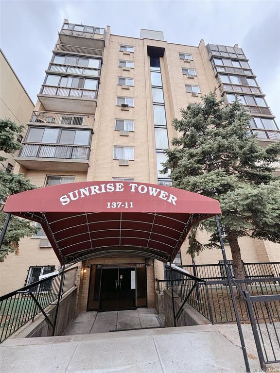 137-11 32nd Avenue 2N, Flushing, NY 11354