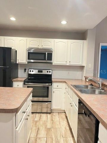 970 N SPRING GARDEN AVENUE 122, Deland, FL 32720