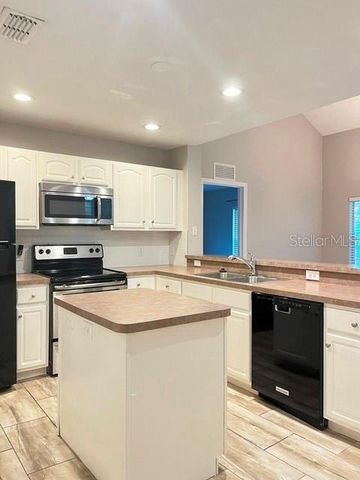 970 N SPRING GARDEN AVENUE 122, Deland, FL 32720