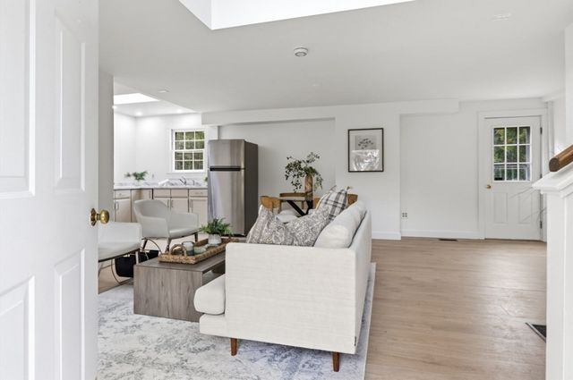 362 King St 1, Littleton, MA 01460
