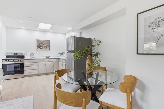 362 King St 1, Littleton, MA 01460