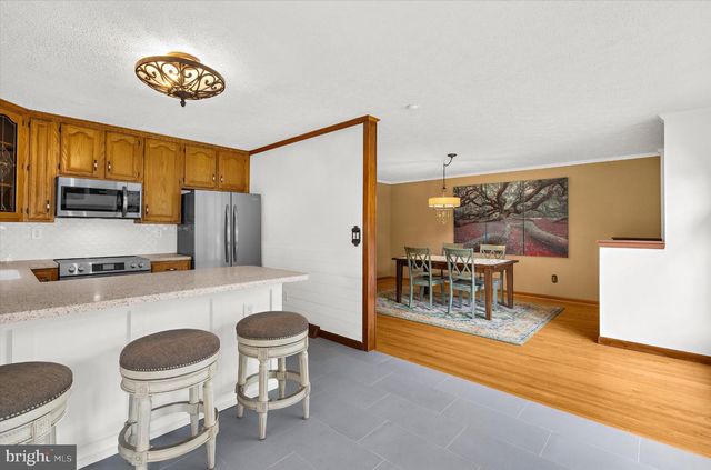 1689 TWICKENHAM RD, Pasadena, MD 21122