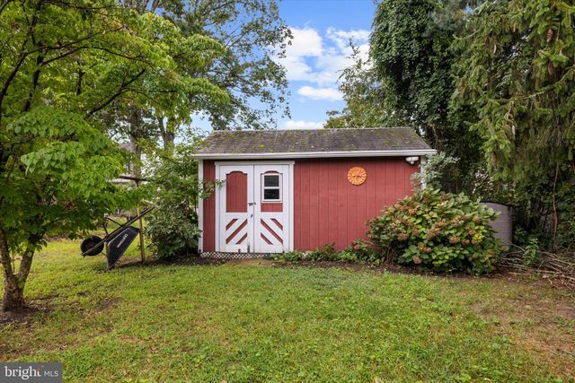 1689 TWICKENHAM RD, Pasadena, MD 21122