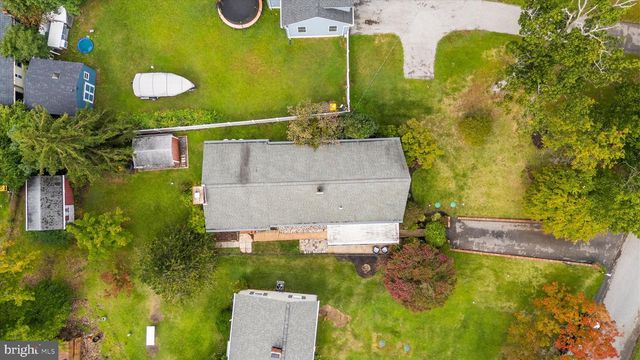 1689 TWICKENHAM RD, Pasadena, MD 21122