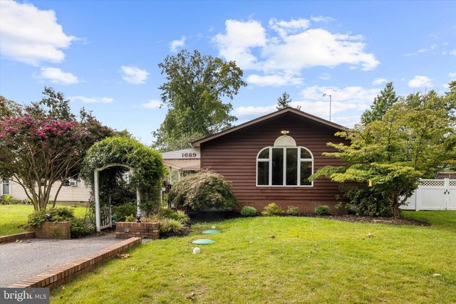 1689 TWICKENHAM RD, Pasadena, MD 21122