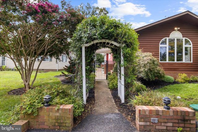 1689 TWICKENHAM RD, Pasadena, MD 21122
