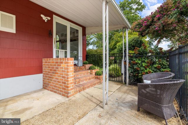 1689 TWICKENHAM RD, Pasadena, MD 21122