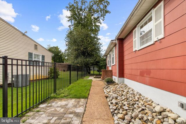1689 TWICKENHAM RD, Pasadena, MD 21122