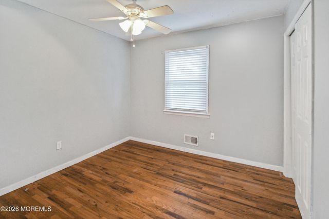 301 Middlesex Street, Toms River, NJ 08757