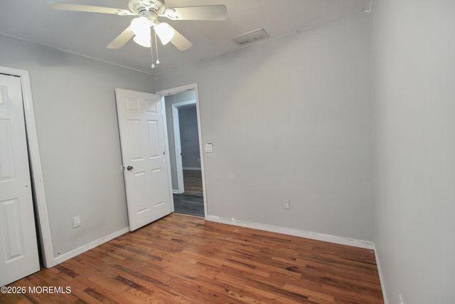 301 Middlesex Street, Toms River, NJ 08757