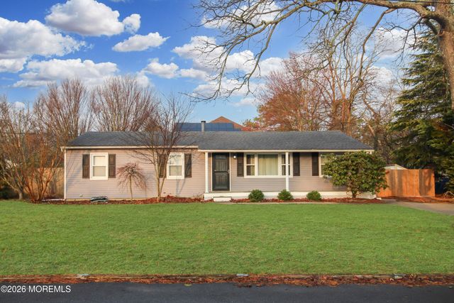 301 Middlesex Street, Toms River, NJ 08757