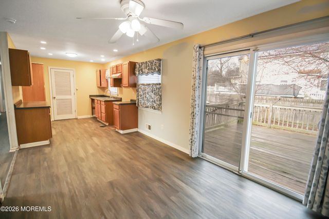 301 Middlesex Street, Toms River, NJ 08757