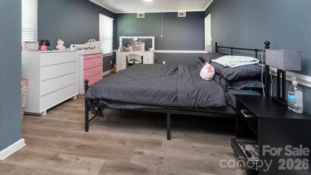 4900 Carriage Drive Circle, Charlotte, NC 28205