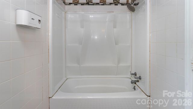 4900 Carriage Drive Circle, Charlotte, NC 28205