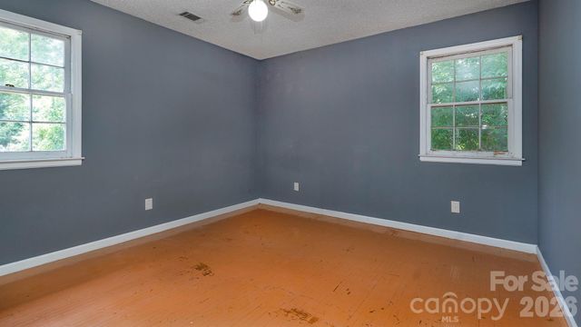 4900 Carriage Drive Circle, Charlotte, NC 28205