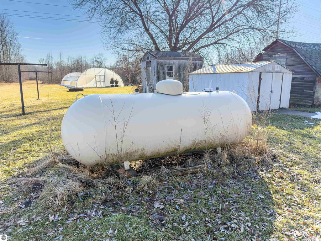 Image 32 of property listing at 5612 E Remus Road, Mt Pleasant, MI 48858