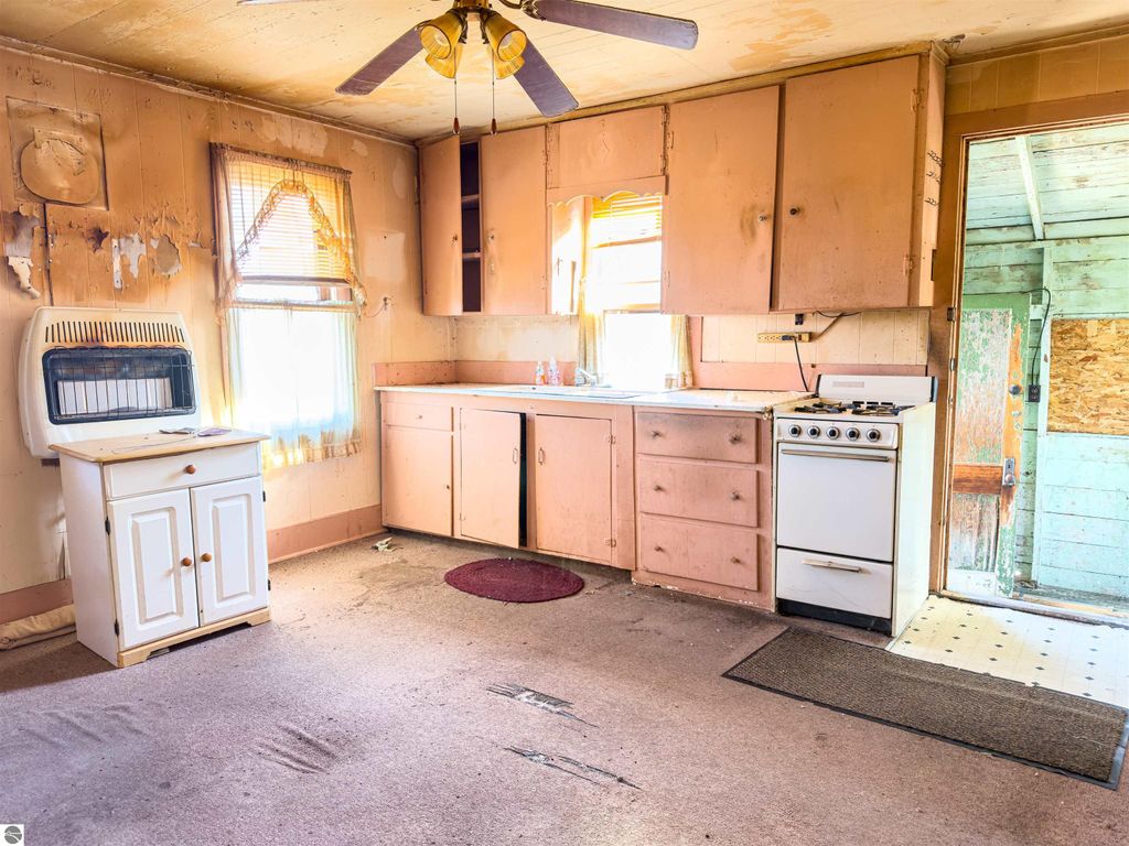 Image 35 of property listing at 5612 E Remus Road, Mt Pleasant, MI 48858