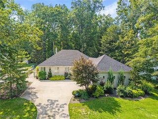 3582 Canterbury Road, Westlake, OH 44145
