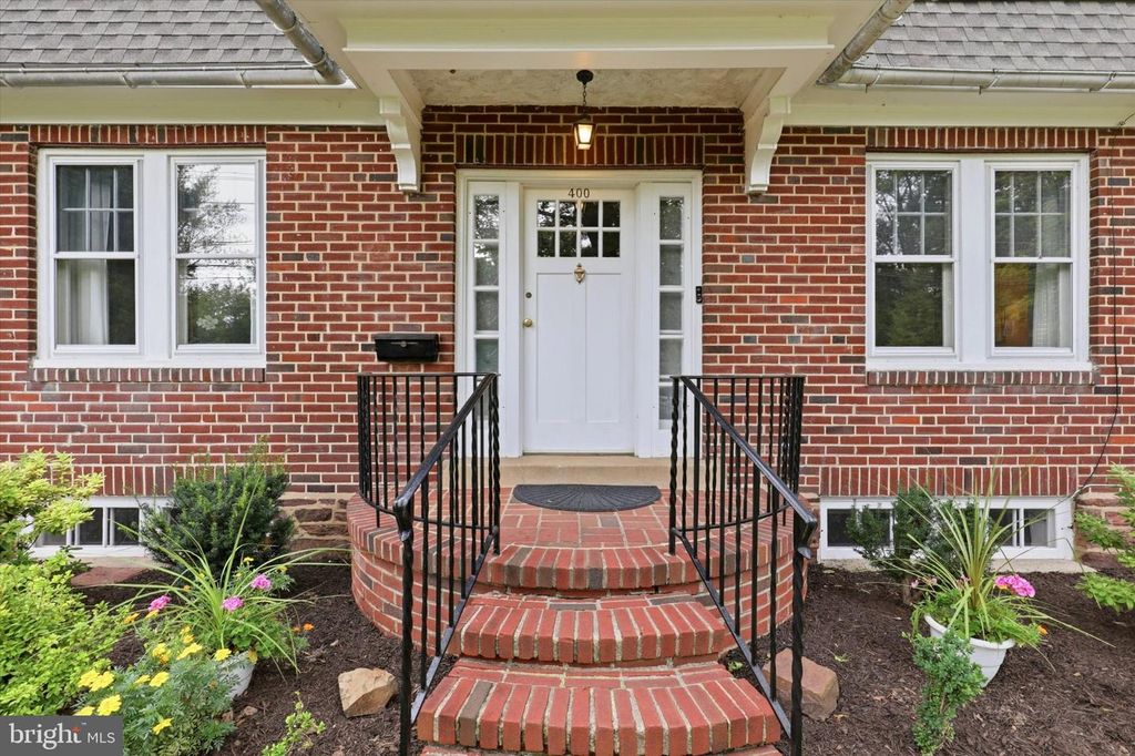 400 E PROSPECT AVE, NORTH WALES, PA 19454 — photo 5