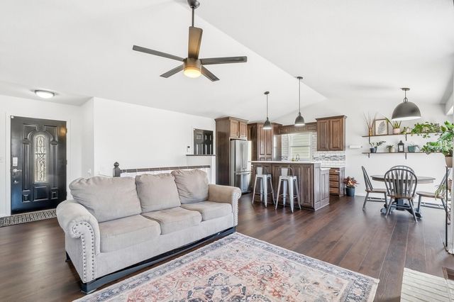 2010 N Woodchuck St, Wichita, KS 67212