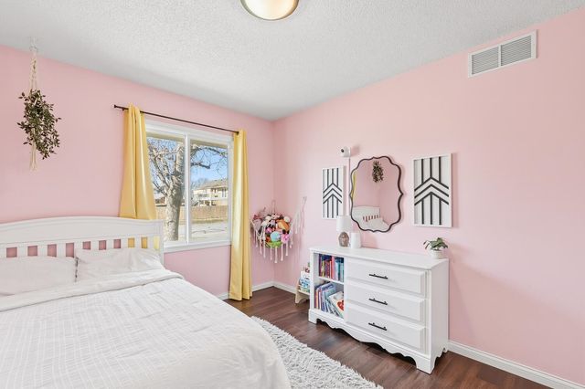 2010 N Woodchuck St, Wichita, KS 67212