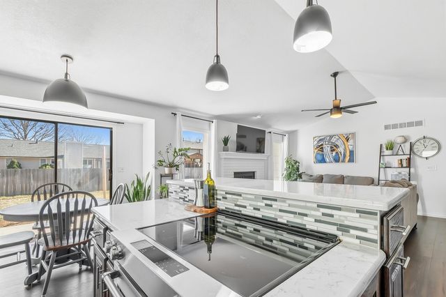 2010 N Woodchuck St, Wichita, KS 67212