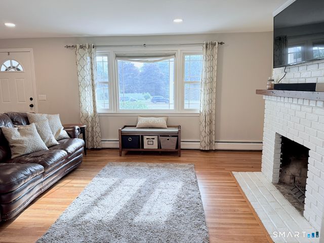 166 Stevens Lane, Glastonbury, CT 06033