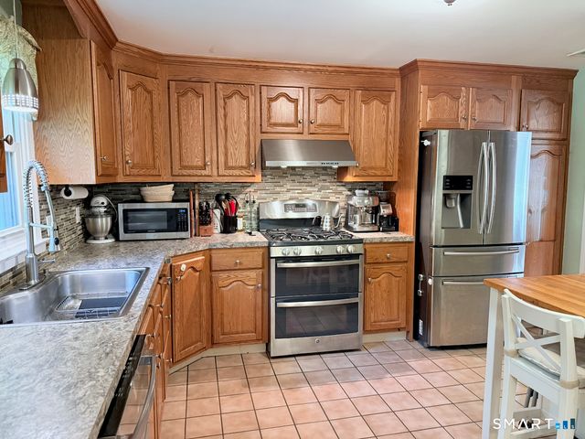 166 Stevens Lane, Glastonbury, CT 06033