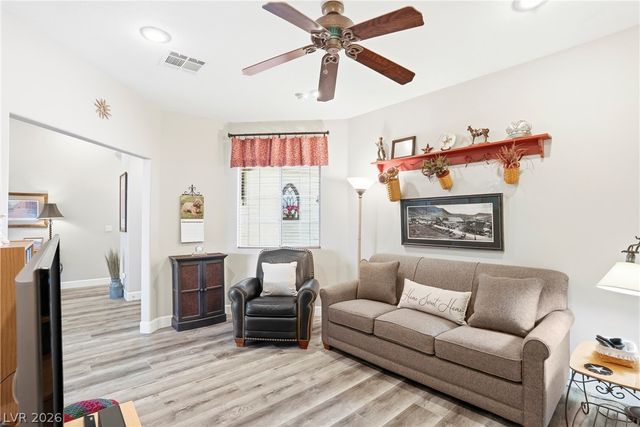 68 Alerion Street, Las Vegas, NV 89138