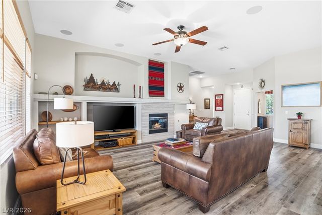 68 Alerion Street, Las Vegas, NV 89138