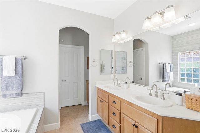 68 Alerion Street, Las Vegas, NV 89138