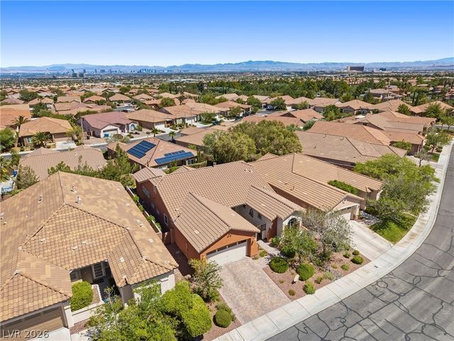 68 Alerion Street, Las Vegas, NV 89138