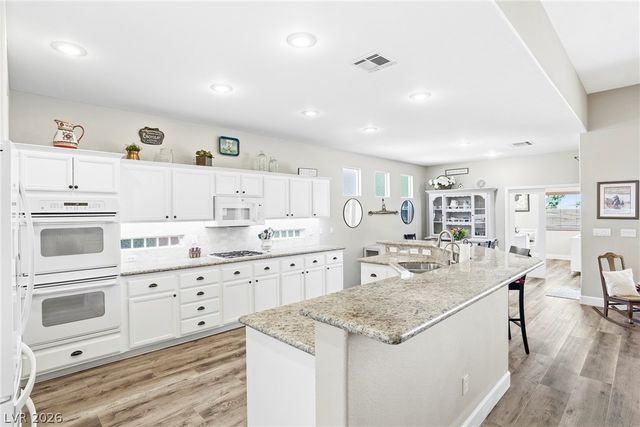 68 Alerion Street, Las Vegas, NV 89138