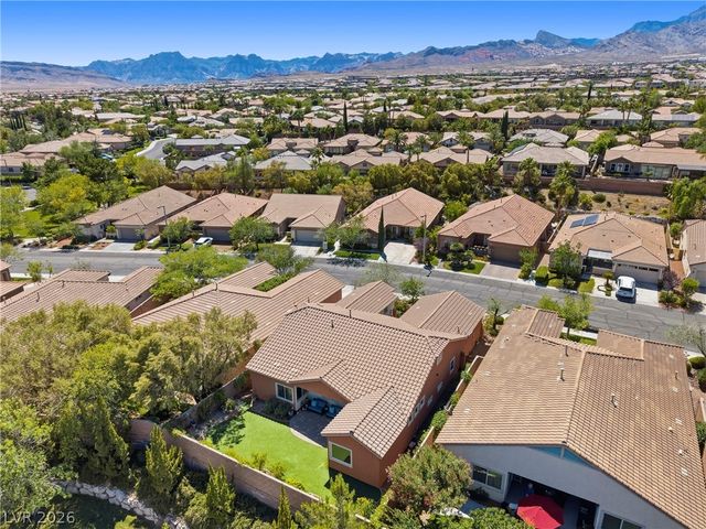 68 Alerion Street, Las Vegas, NV 89138