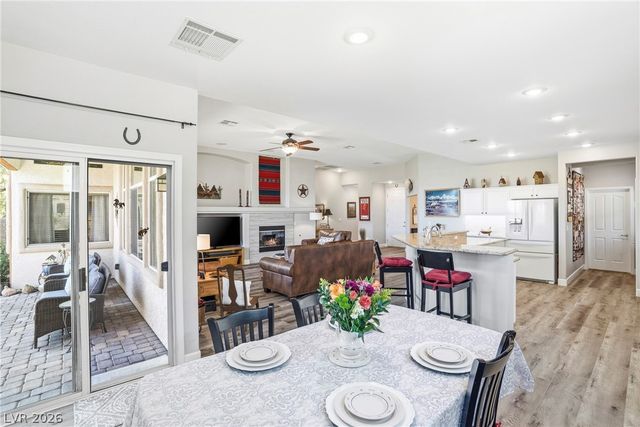 68 Alerion Street, Las Vegas, NV 89138