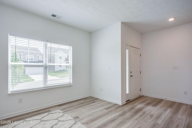 17010 Meander Way, Louisville, KY 40245