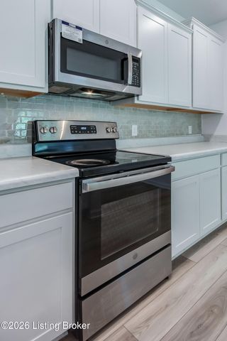 17010 Meander Way, Louisville, KY 40245