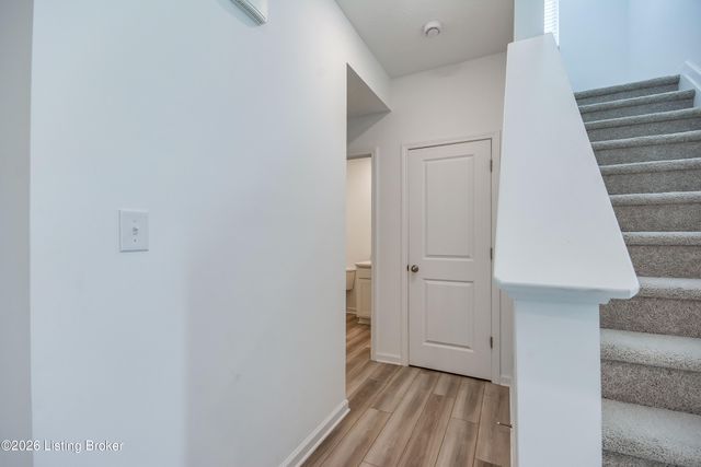 17010 Meander Way, Louisville, KY 40245