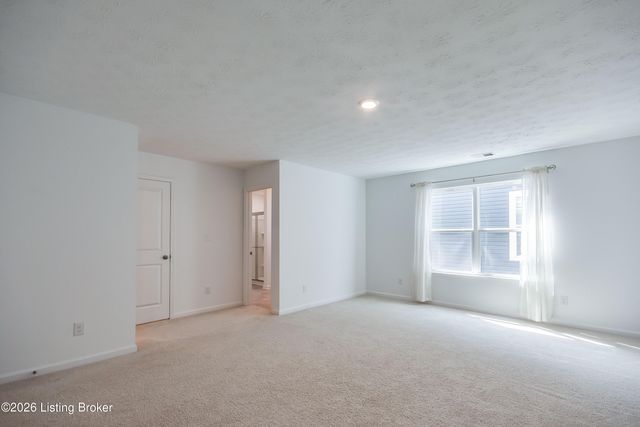 17010 Meander Way, Louisville, KY 40245