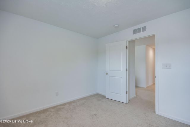 17010 Meander Way, Louisville, KY 40245