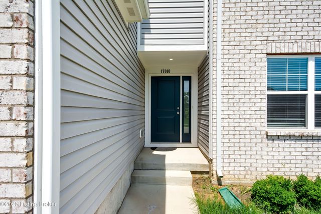 17010 Meander Way, Louisville, KY 40245