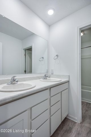 17010 Meander Way, Louisville, KY 40245