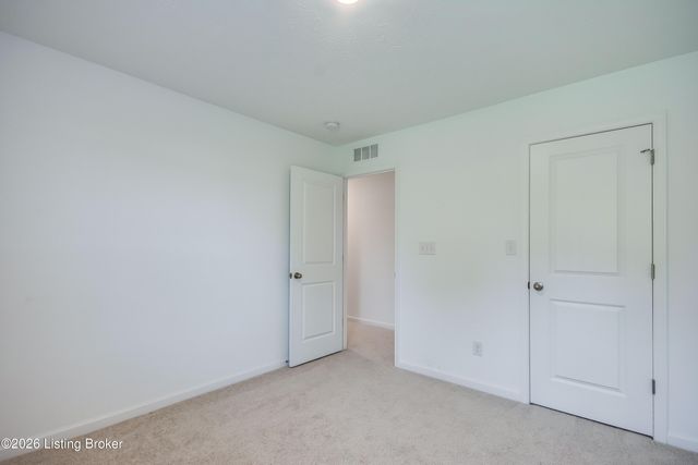 17010 Meander Way, Louisville, KY 40245