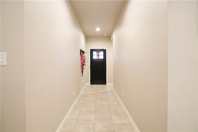 7710 Lariat Toss Dr, Corpus Christi, TX 78414